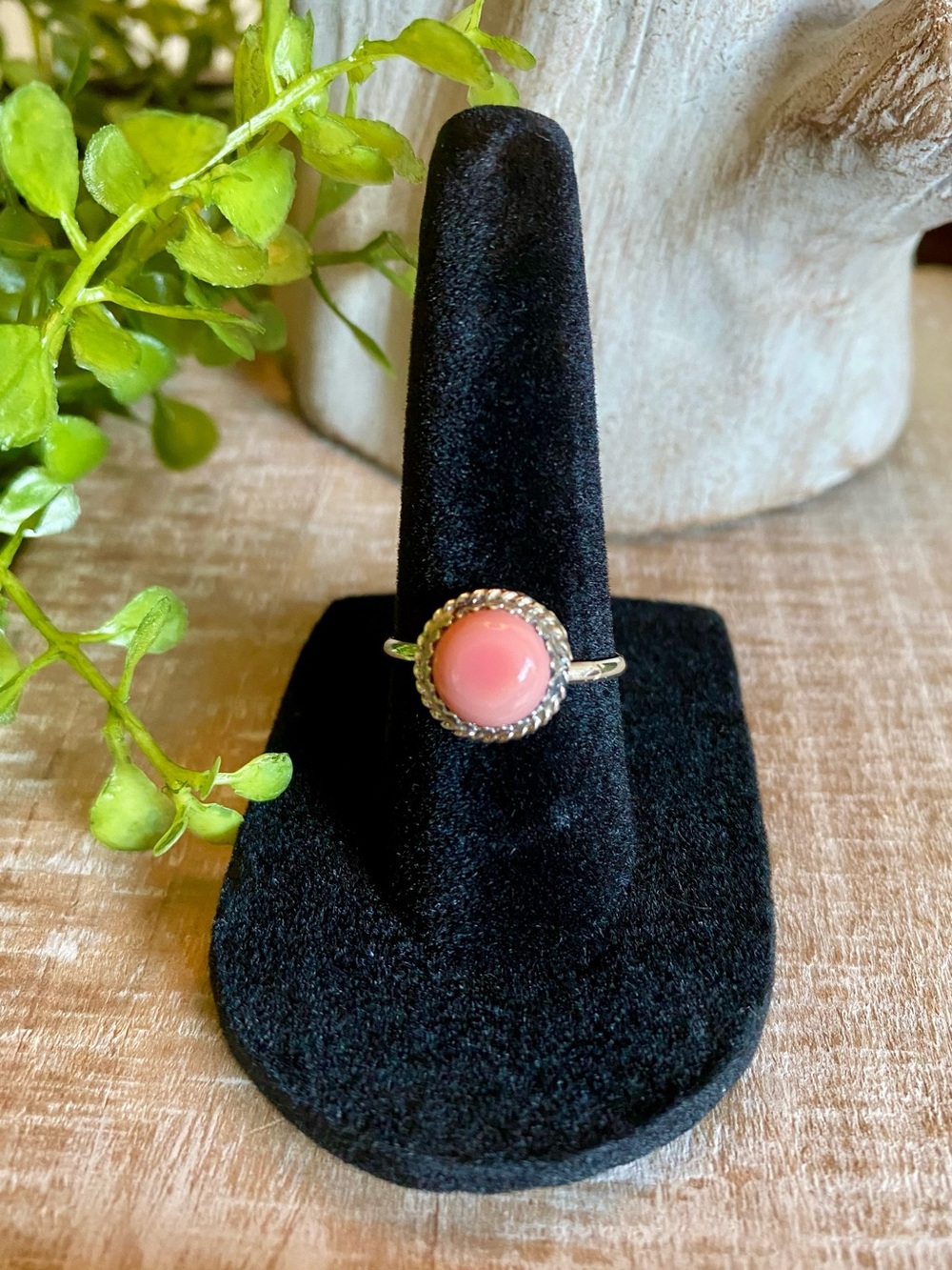 Pink conch shell Native American Navajo sterling silver southwestern ring sz 7